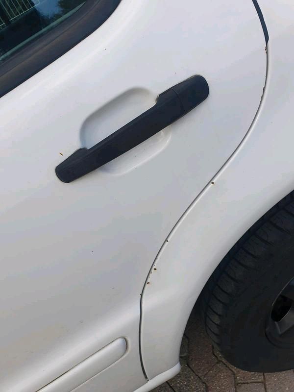 Gebraucht Mercedes ML320 218 PS (160 kW) 2000 Weiß SUV