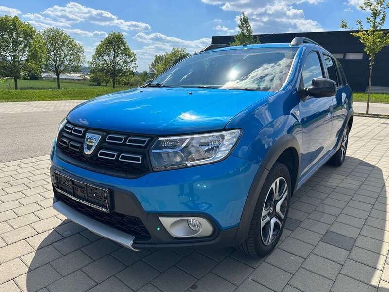 Blau Gebraucht 2018 Dacia Logan MCV Stepway Kombi | 7.999 € (Fairer Preis) - Bild 1/4