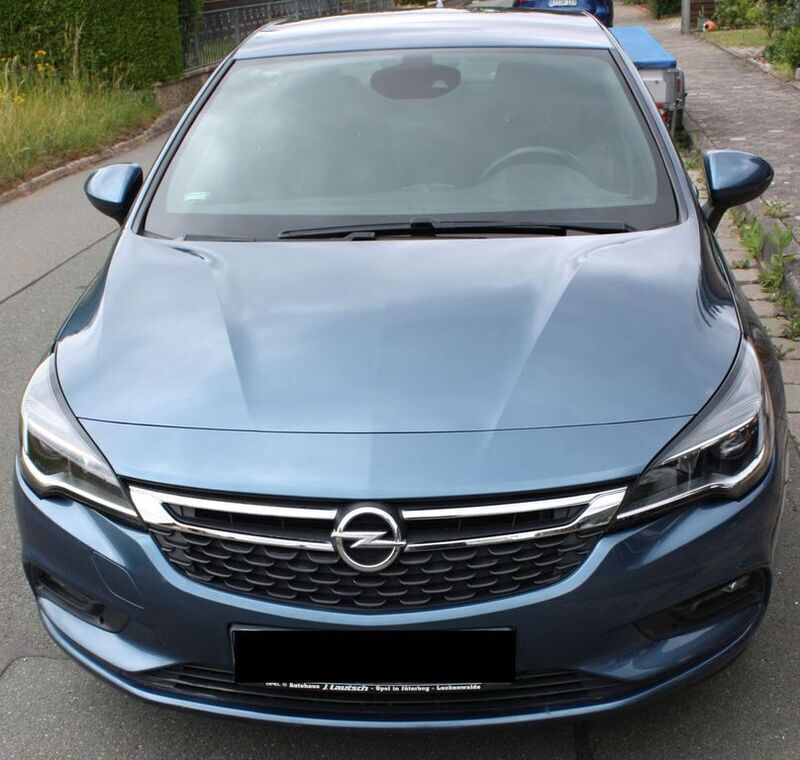 Blau Gebraucht 2017 Opel Astra Dynamic Limousine | 12.900 € (Fairer Preis) - Bild 1/4