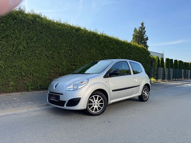 Grau Gebraucht 2009 Renault Twingo Kleinwagen | 2.499 € (Fairer Preis) - Bild 1/4