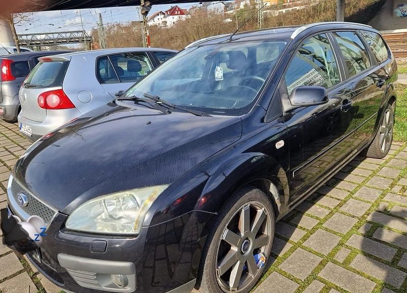 Gebraucht Ford Focus Titanium 136 PS (100 kW) 2005 Schwarz Kombi