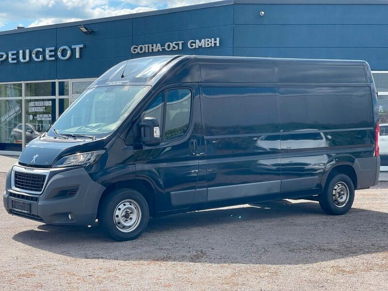 Schwarz Gebraucht 2016 Peugeot Boxer Comfort Van | 8.850 € (Superpreis) - Bild 1/4