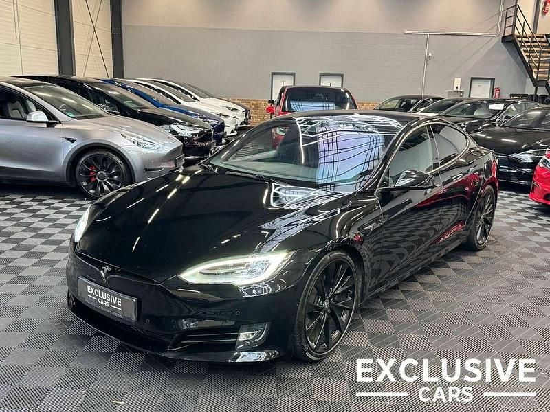 Schwarz Gebraucht 2019 Tesla Model S Standard Range Kleinwagen | 34.750 € (Fairer Preis) - Bild 1/3