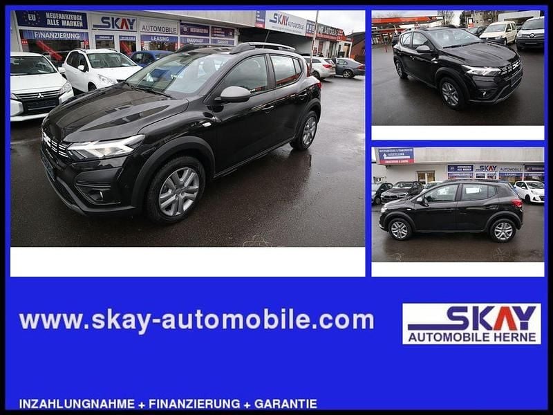 Schwarz Gebraucht 2023 Dacia Sandero Expression Limousine | 14.999 € (Fairer Preis) - Bild 1/4