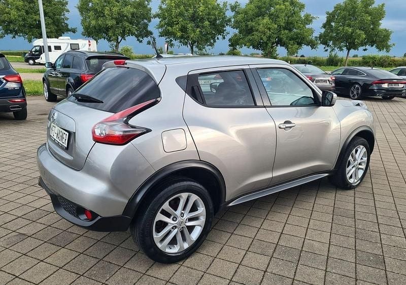 Gebraucht Nissan Juke Acenta 116 PS (85 kW) 2015 Silber SUV