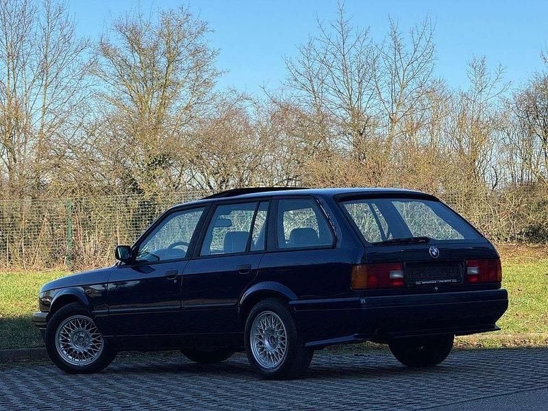 Gebraucht BMW 316 Sport Line 99 PS (72 kW) 1994 Blau Kombi