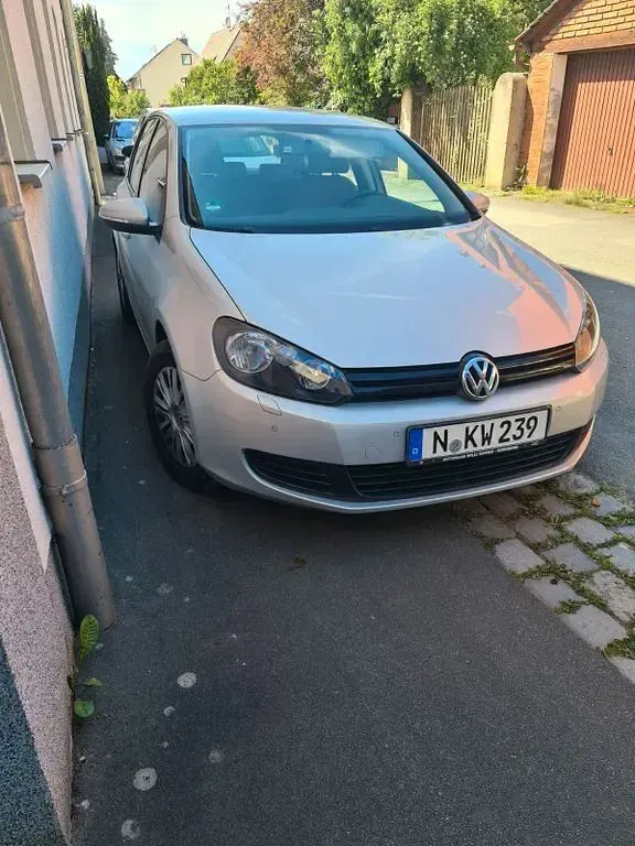Gebraucht VW Golf VI Trendline 86 PS (63 kW) 2011 Silber Kleinwagen