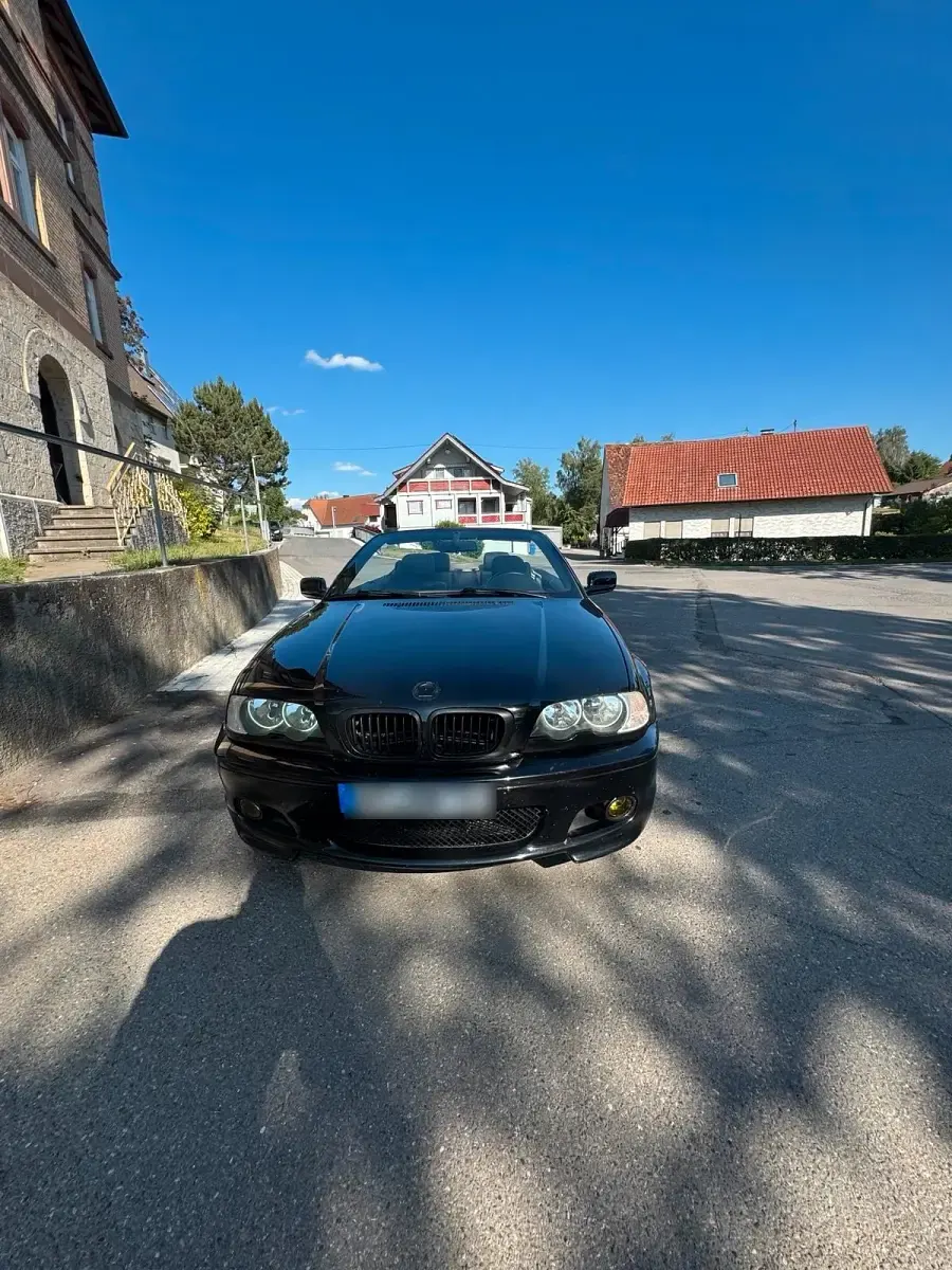 Gebraucht BMW 320 Cabriolet Basis 170 PS (125 kW) 2001 Schwarz Cabrio
