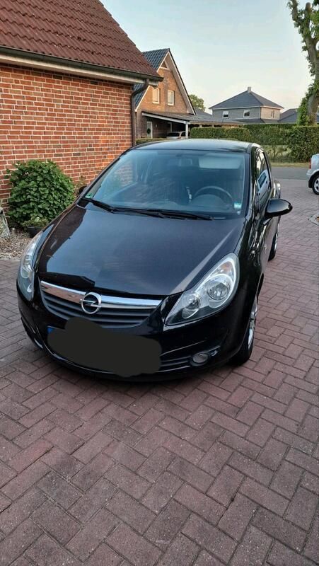 Schwarz Gebraucht 2010 Opel Corsa Edition Kleinwagen | 4.250 € (Etwas zu teuer) - Bild 1/4