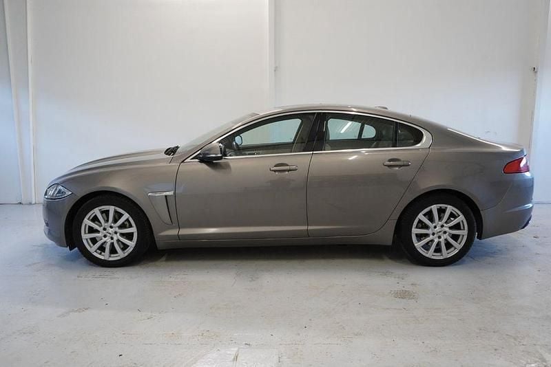 Gebraucht Jaguar XF Portfolio 275 PS (202 kW) 2012 Grau Limousine