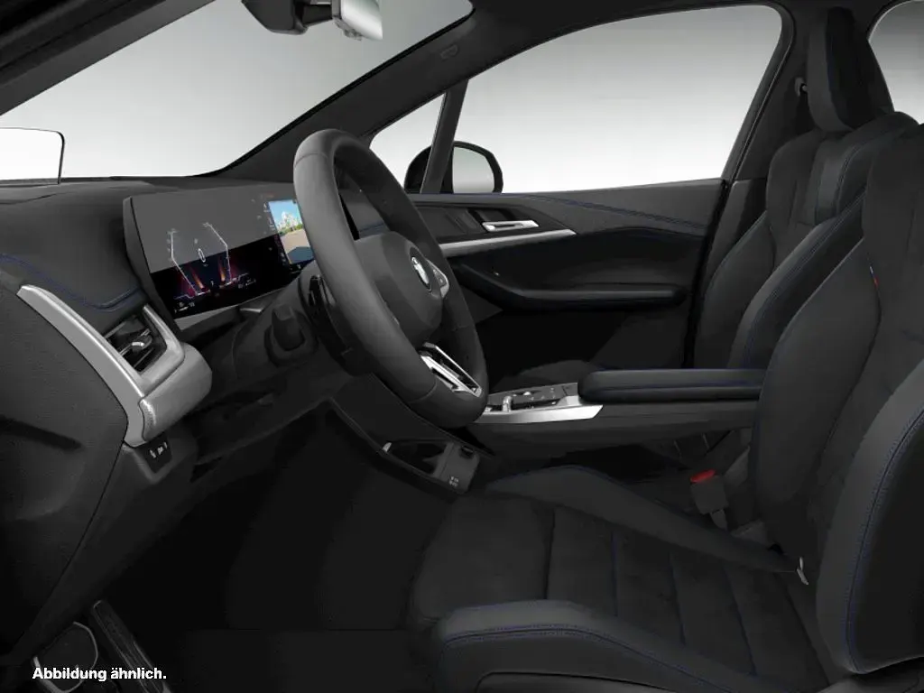 Gebraucht BMW 220 Active Tourer M Sport 150 PS (110 kW) 2025 Schwarz Van / Kleinbus