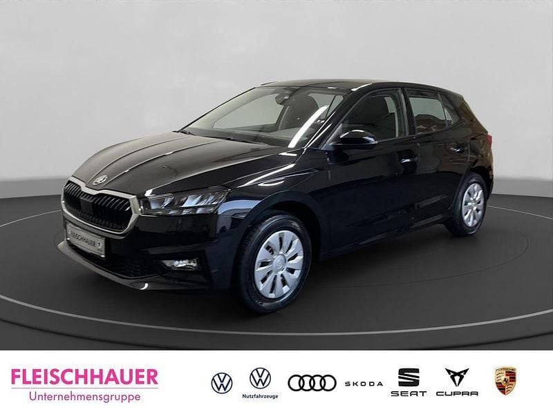Neu Skoda Fabia Essence 80 PS (58 kW) 2025 Schwarz Limousine
