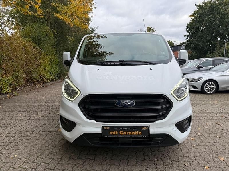 Second-hand Ford Transit Custom 131 CP (96 kW) 2019 Alb Monovolum