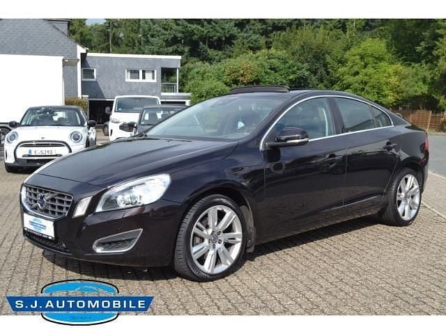 Schwarz Gebraucht 2012 Volvo S60 Summum Limousine | 7.980 € (Guter Preis) - Bild 1/4
