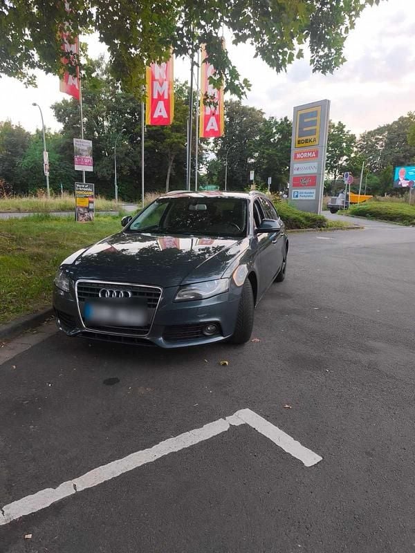 Grau Gebraucht 2009 Audi A4 Kombi | 6.200 € (Fairer Preis) - Bild 1/4