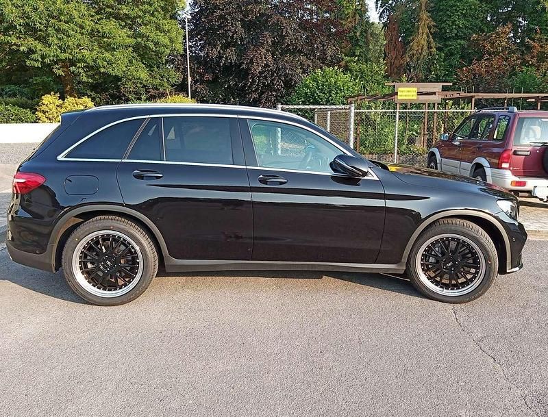 Gebraucht Mercedes GLC220 170 PS (125 kW) 2018 Schwarz SUV