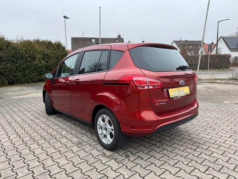 Gebraucht Ford B-MAX SYNC Edition 105 PS (77 kW) 2016 Rot Van / Kleinbus