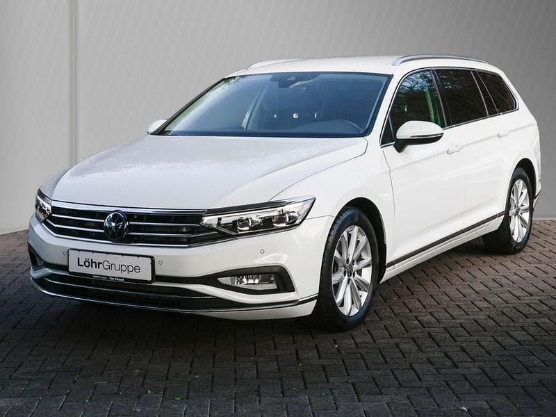 Gebraucht VW Passat Elegance 150 PS (110 kW) 2020 Weiß Kombi