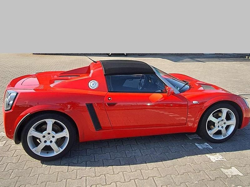 Gebraucht Opel Speedster 147 PS (108 kW) 2002 Rot Cabrio