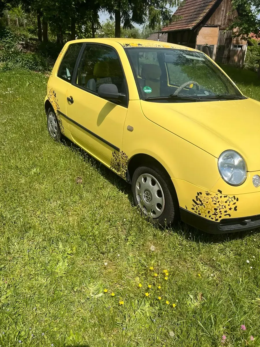 Używany VW Lupo 50 KM (36 kW) 1999 Żółty Hatchback