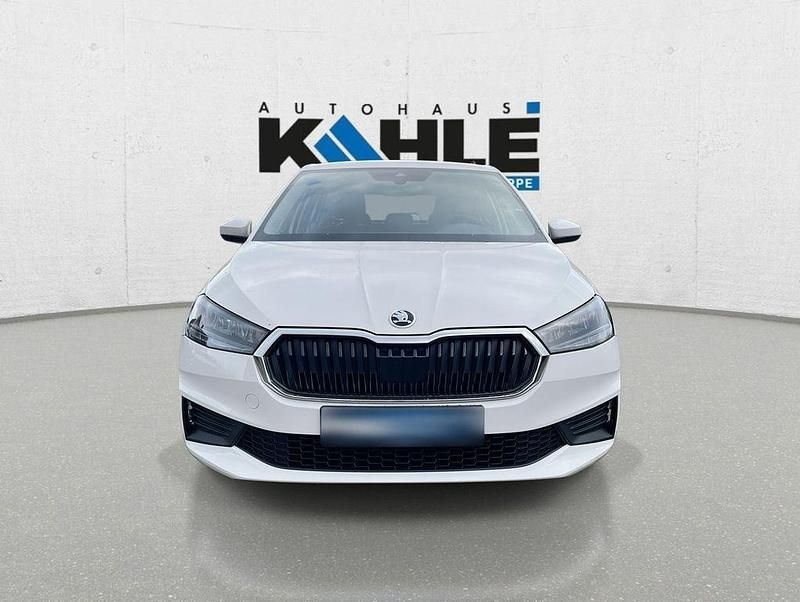 Gebraucht Skoda Fabia Active 65 PS (47 kW) 2022 Weiß Kleinwagen