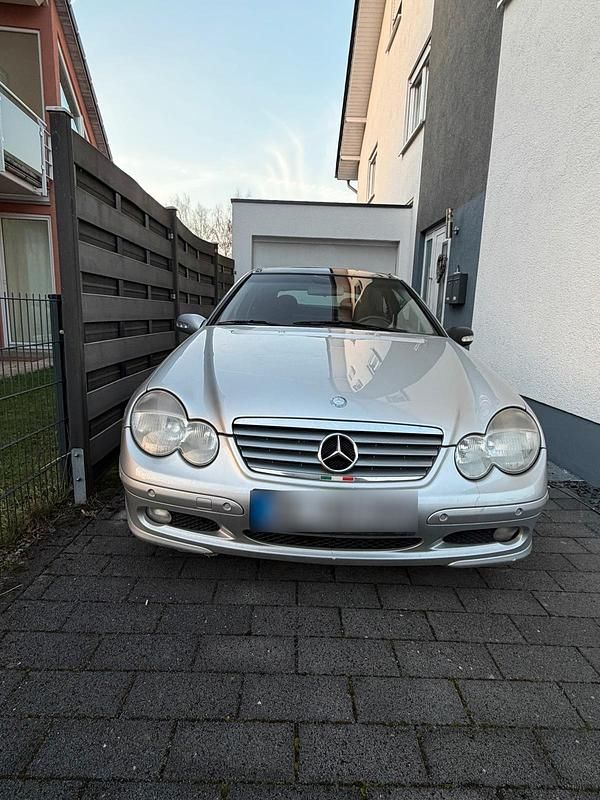 Gebraucht Mercedes CL200 184 PS (135 kW) 2001 Grau Coupé