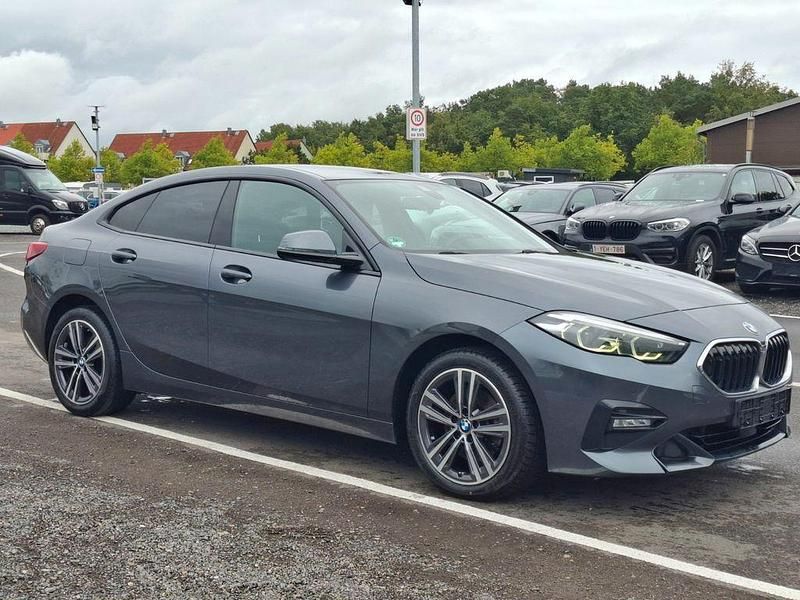 Grau Gebraucht 2021 BMW 218 Sport Line Coupé | 17.999 € (Fairer Preis) - Bild 1/4