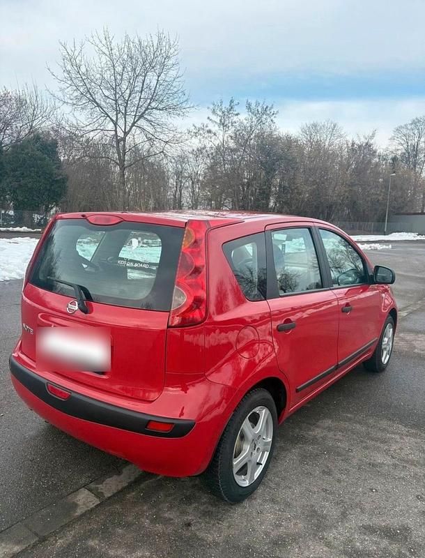 Gebraucht Nissan Note 90 PS (66 kW) 2006 Rot Kleinwagen