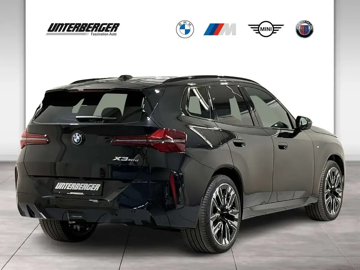 Gebraucht BMW X3 M Sport 303 PS (222 kW) 2025 Black sapphire SUV