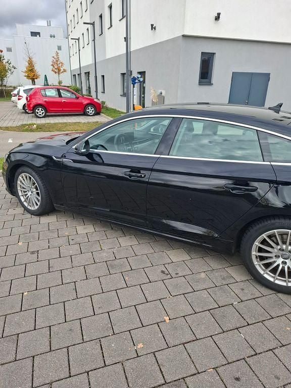 Schwarz Gebraucht 2019 Audi A5 Sportback Limousine | 22.700 € (Guter Preis) - Bild 1/4