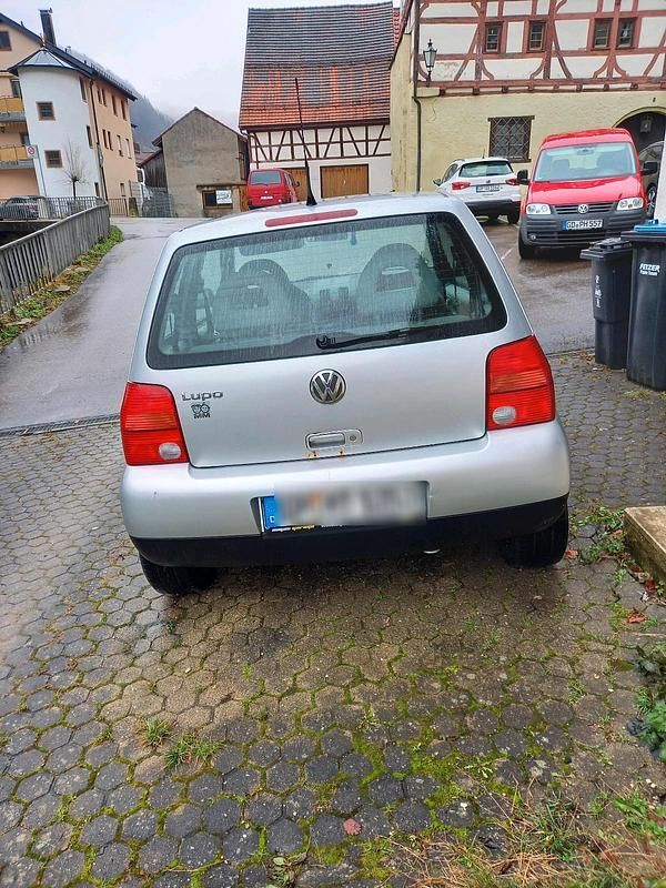 Silber Gebraucht 2002 VW Lupo Kleinwagen | 760 € (Guter Preis) - Bild 1/4