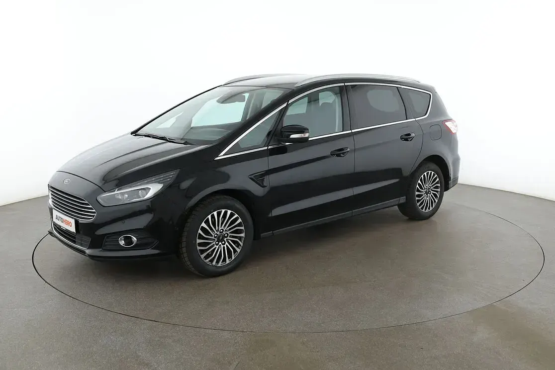 Gebraucht Ford S-MAX Titanium 165 PS (121 kW) 2019 Van / Kleinbus