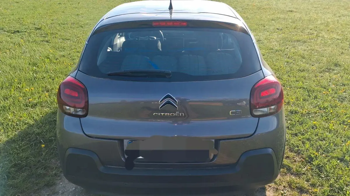 Used Citroën C3 PureTech 82 HP (60 kW) 2018 Grey Hatchback