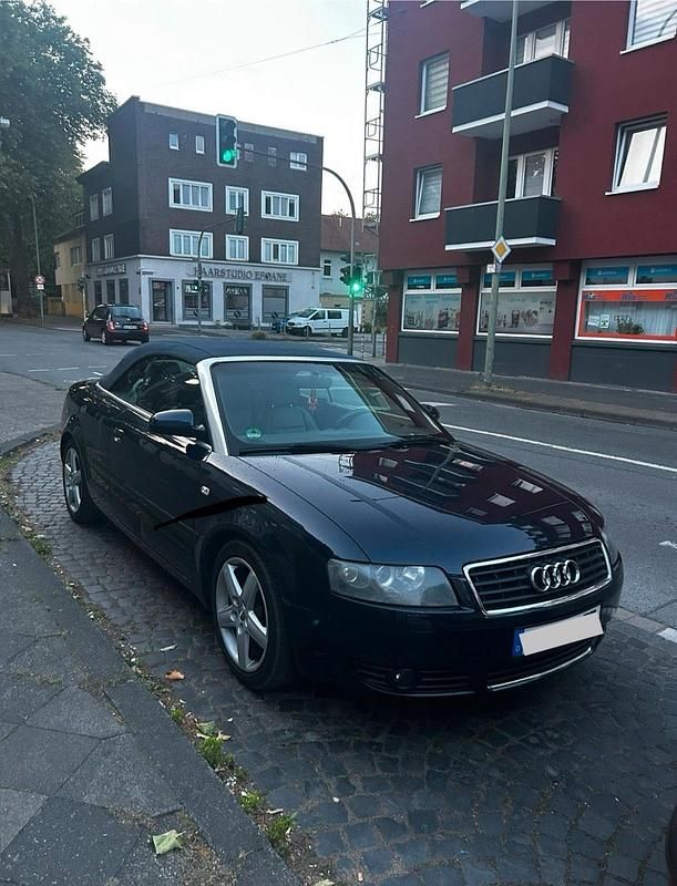 Gebraucht Audi A4 Cabriolet Comfort 220 PS (161 kW) 2002 Blau Cabrio