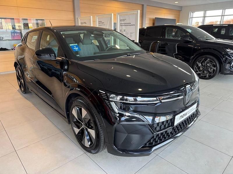 Gebraucht Renault Megane E-Tech Equilibre 160 kW (218 PS) 2022 Schwarz Limousine