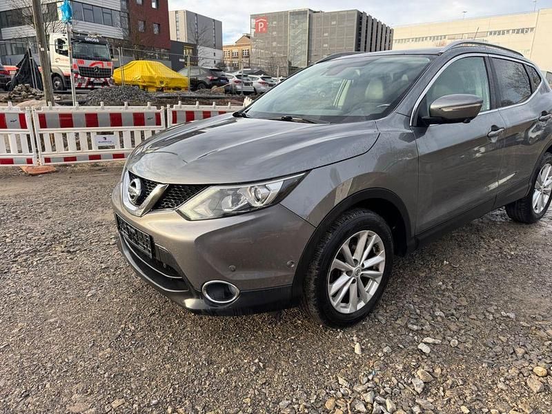 Gebraucht Nissan Qashqai Tekna 131 PS (96 kW) 2014 Gun metallic (m) SUV