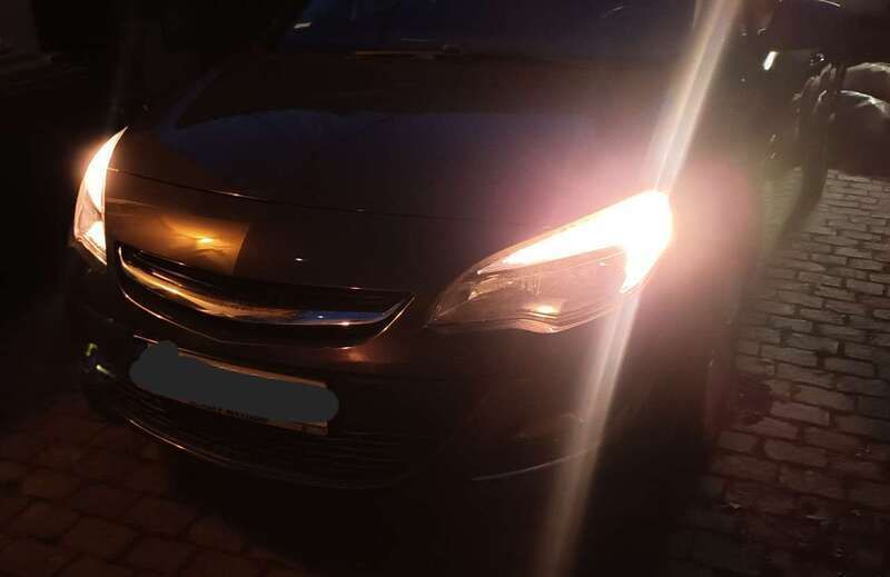 Grau Gebraucht 2012 Opel Astra Kleinwagen | 5.000 € (Fairer Preis) - Bild 1/4