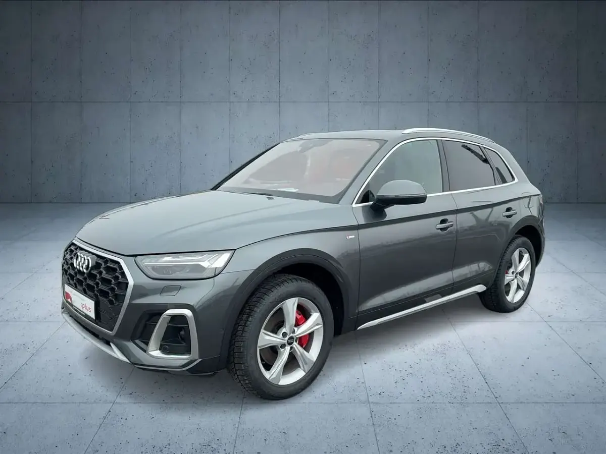 Second-hand Audi Q5 Business 299 CP (219 kW) 2025 Gri SUV