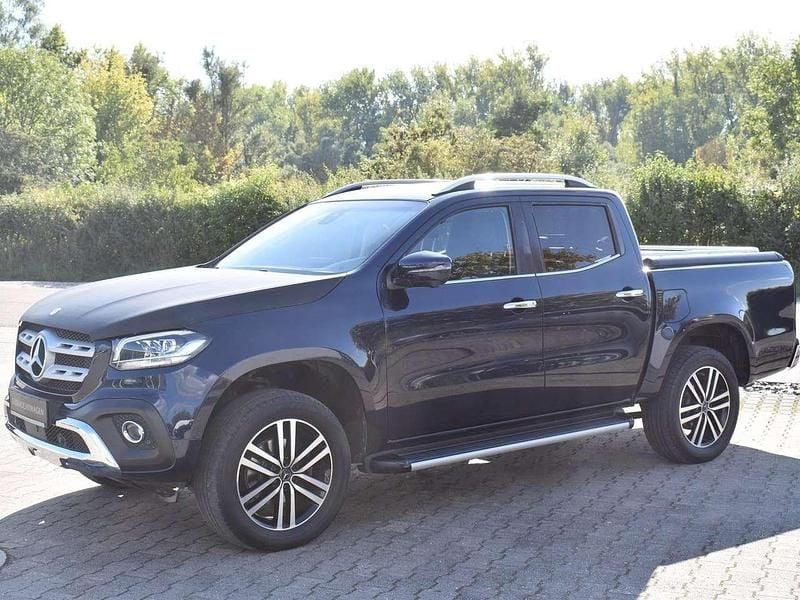 Blau Gebraucht 2019 Mercedes X250 Edition Abholung | 34.992 € (Fairer Preis) - Bild 1/4
