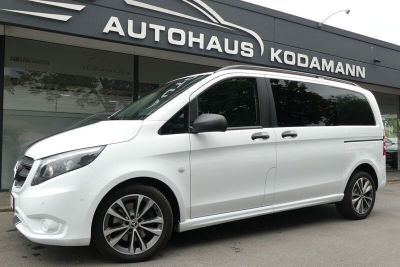 Weiß Gebraucht 2019 Mercedes Vito Van / Kleinbus | 29.950 € (Guter Preis) - Bild 1/4