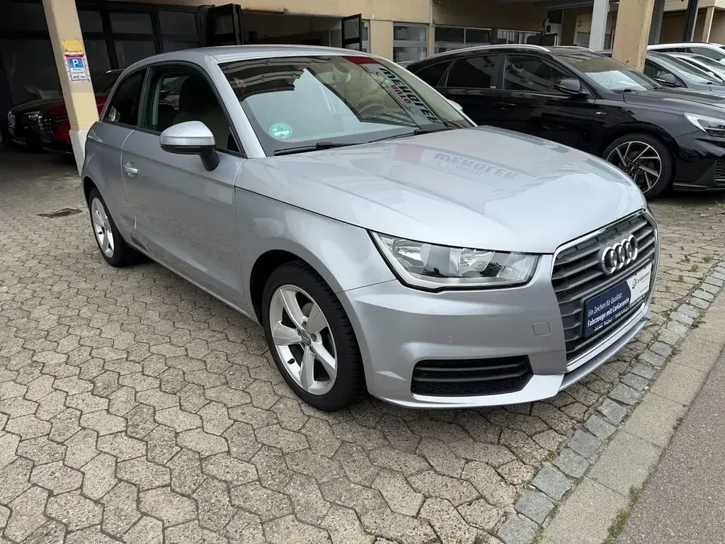 Gebraucht Audi A1 Design 82 PS (60 kW) 2018 Silber Kleinwagen