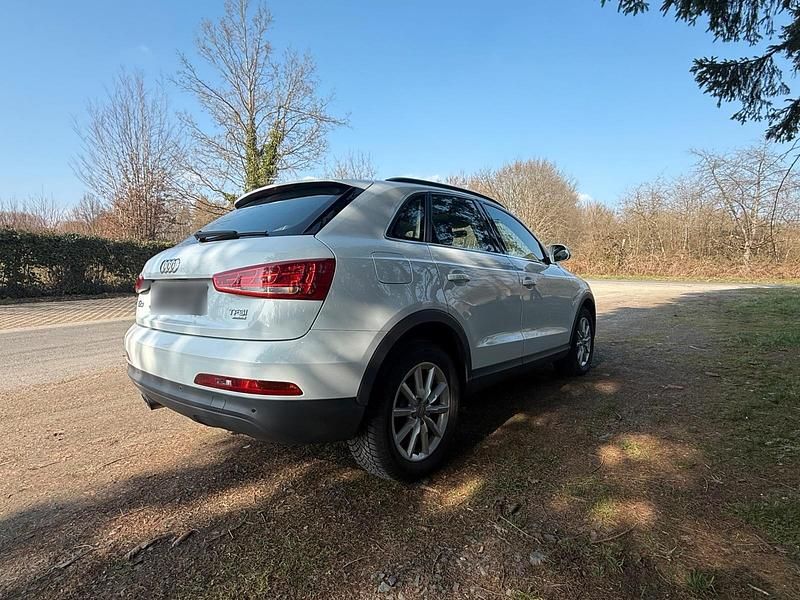 Gebraucht Audi Q3 170 PS (125 kW) 2012 Weiß SUV