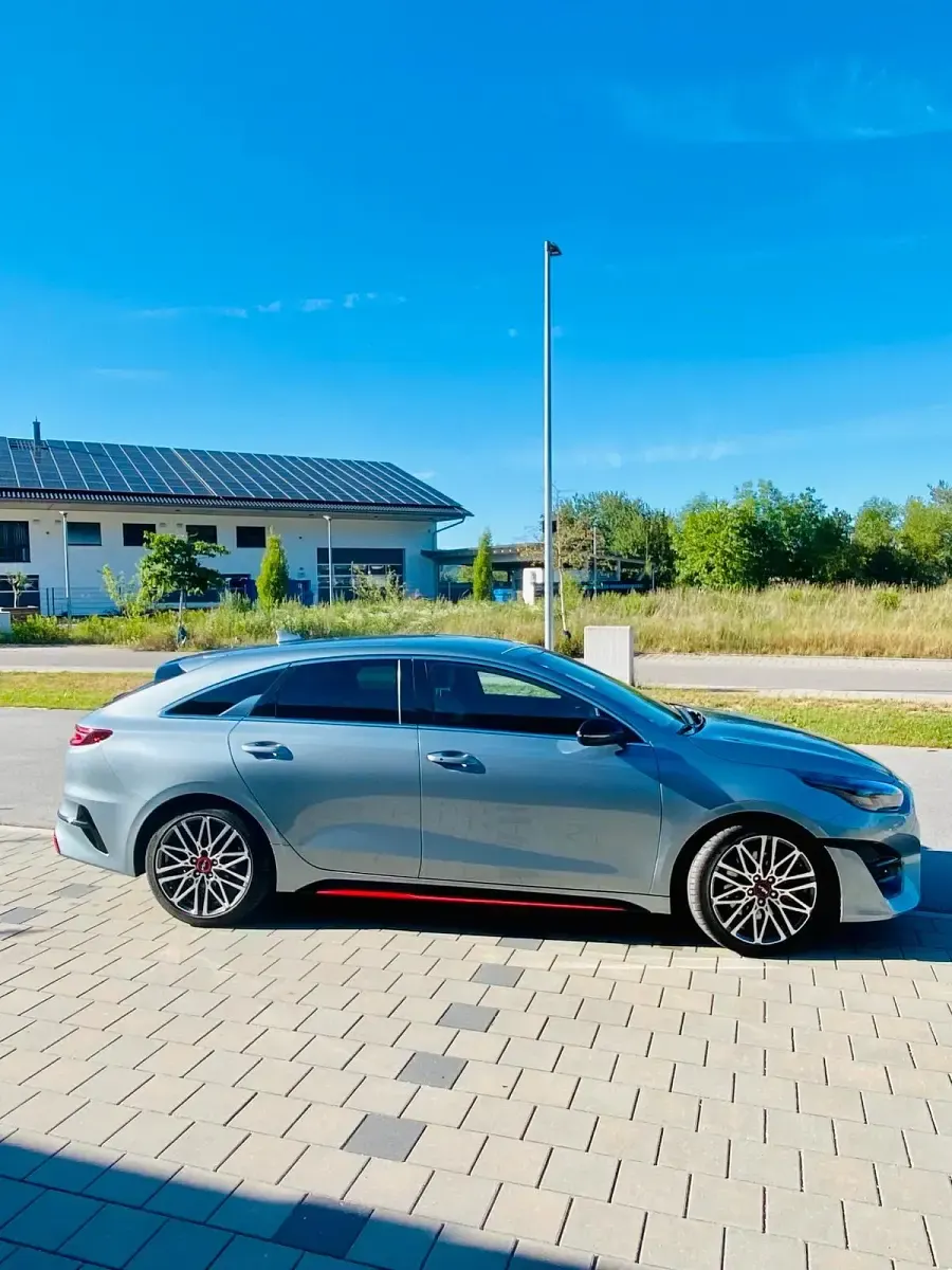 Gebraucht Kia ProCeed GT 204 PS (150 kW) 2023 Grau Kombi