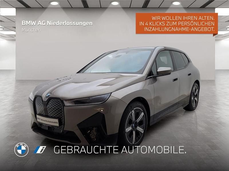Grau Gebraucht 2022 BMW iX Sport Line SUV | 41.980 € (Fairer Preis) - Bild 1/4