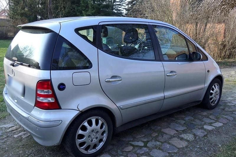 Gebraucht Mercedes A160 102 PS (75 kW) 2003 Silber Kleinwagen