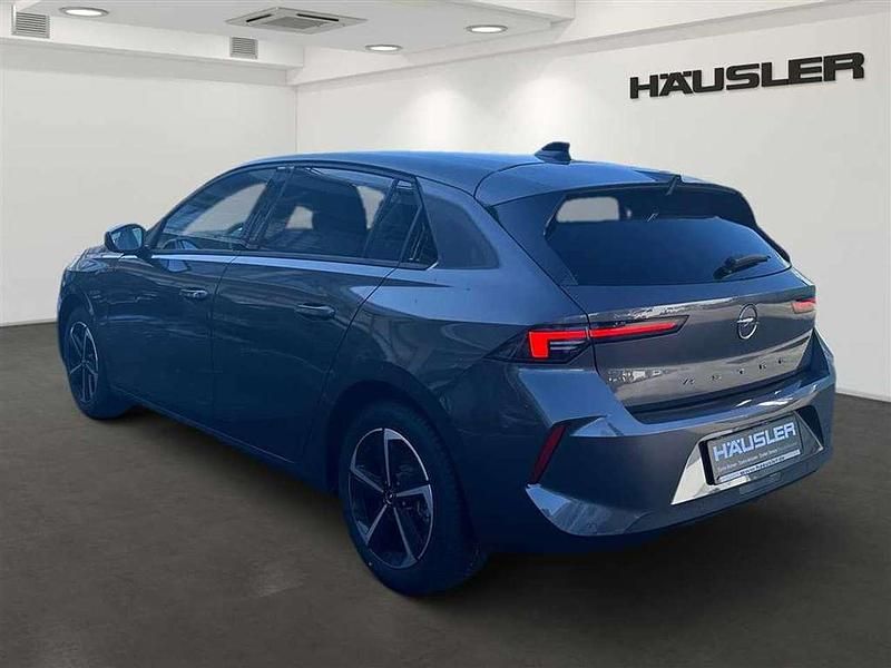 Gebraucht Opel Astra Edition 131 PS (96 kW) 2025 Mondstein grau Kombi
