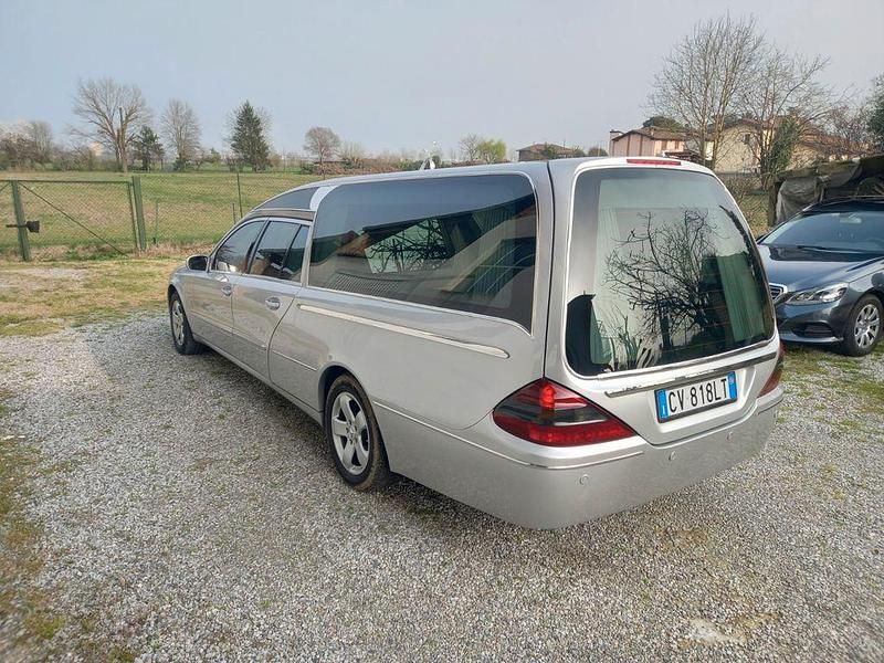 Gebraucht Mercedes E270 177 PS (130 kW) 2005 Silber Limousine