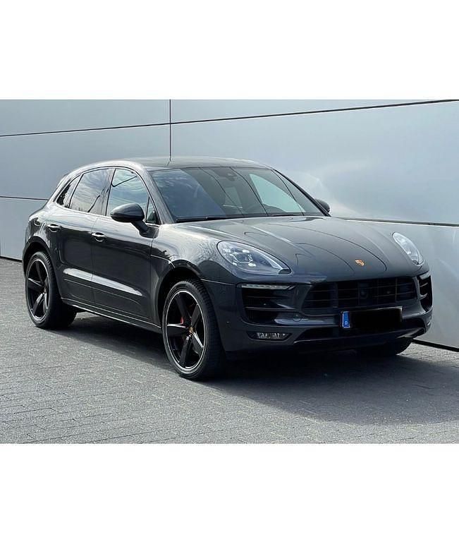Grau Gebraucht 2016 Porsche Macan GTS SUV | 44.200 € (Guter Preis) - Bild 1/4