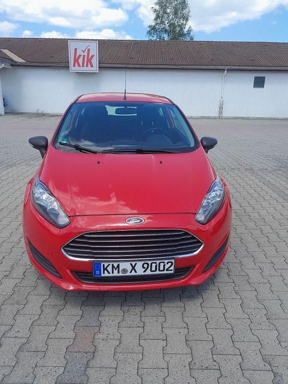 Rot Gebraucht 2014 Ford Fiesta SYNC Edition Kleinwagen | 3.900 € (Guter Preis) - Bild 1/4