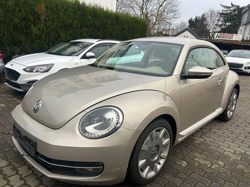 Silber Gebraucht 2013 VW Beetle Design Limousine | 7.990 € (Fairer Preis) - Bild 1/4